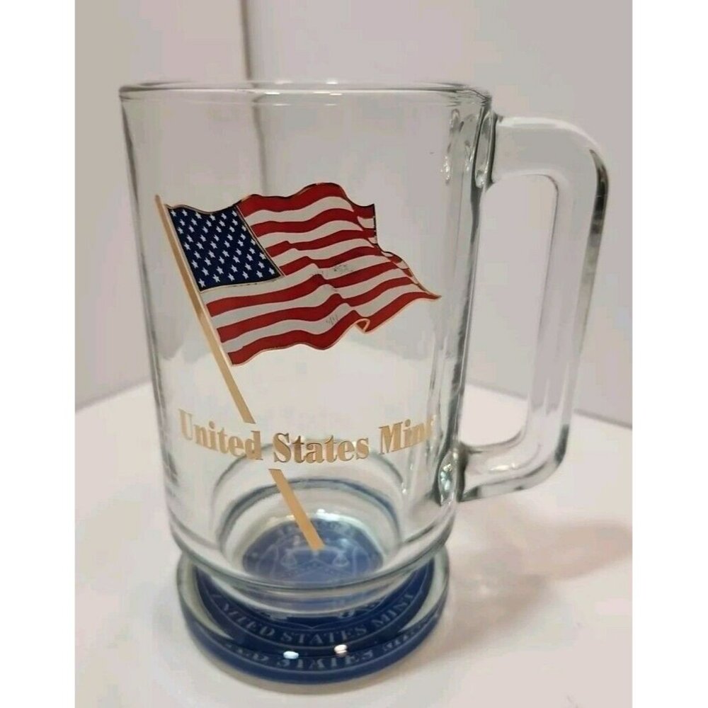 Vtg United States Mint Heavy Glass Beer Mug with United States Flag on Front